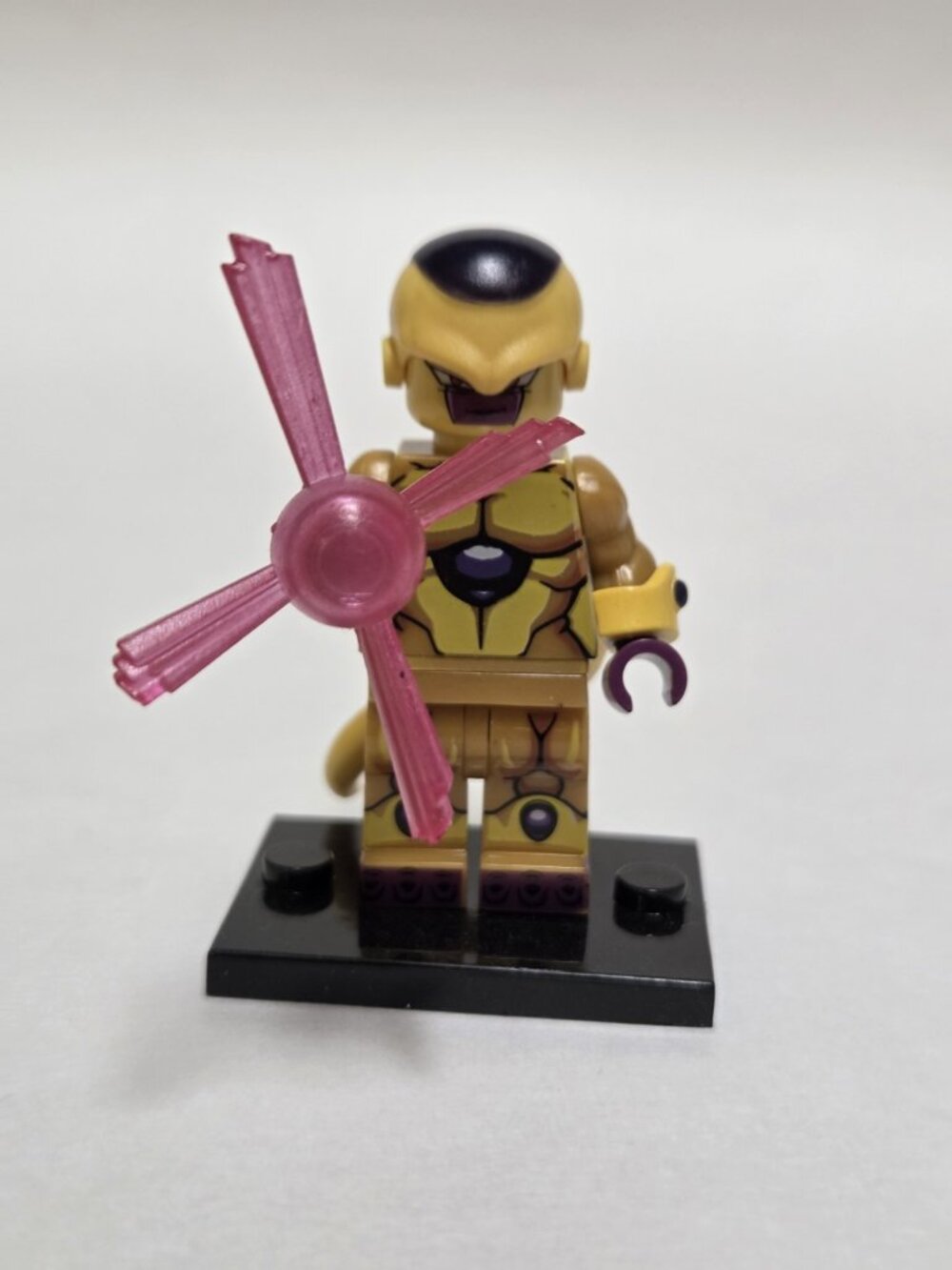 Dragon ball Z Golden Frieza Minifigure Custom lego compatible